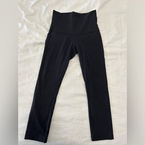 Lululemon Wunder Unders size 4